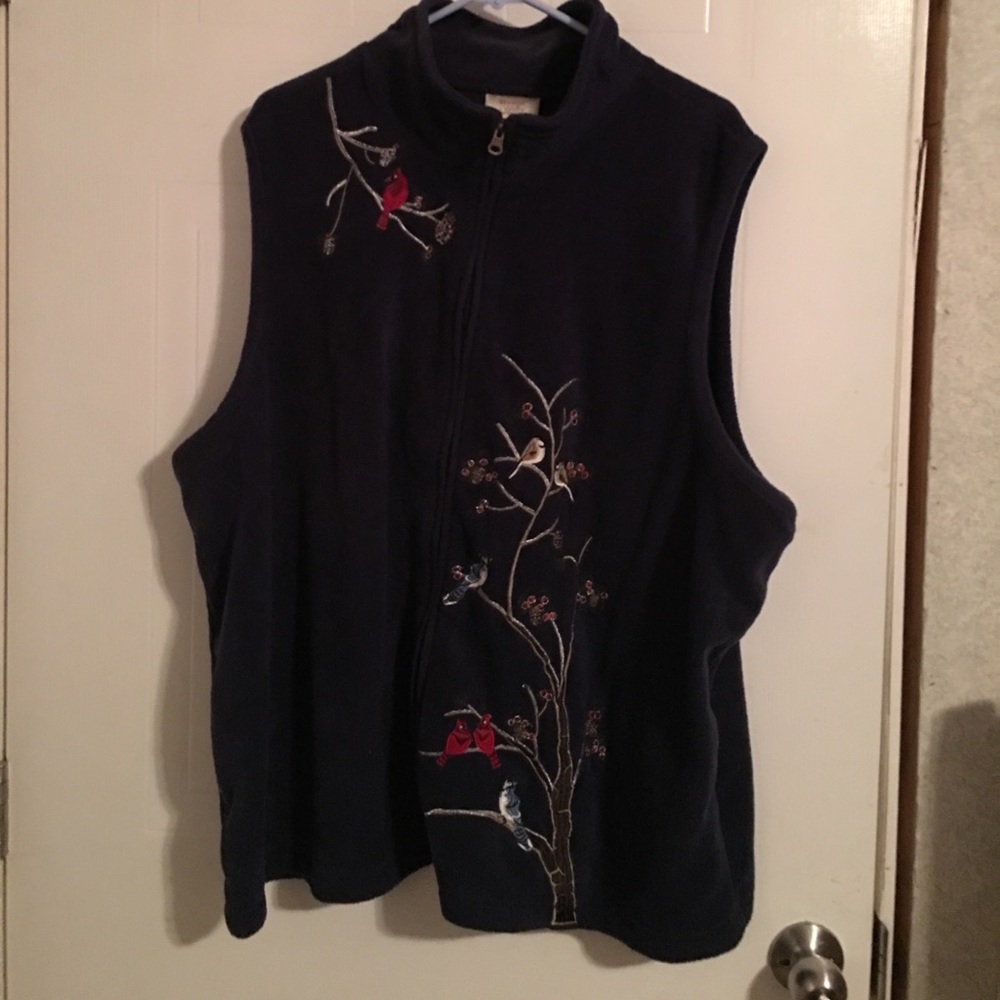 Warm dark blue sleeveless vest/jacket