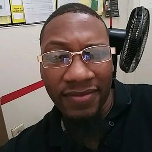 Meet your Posher, Keyon