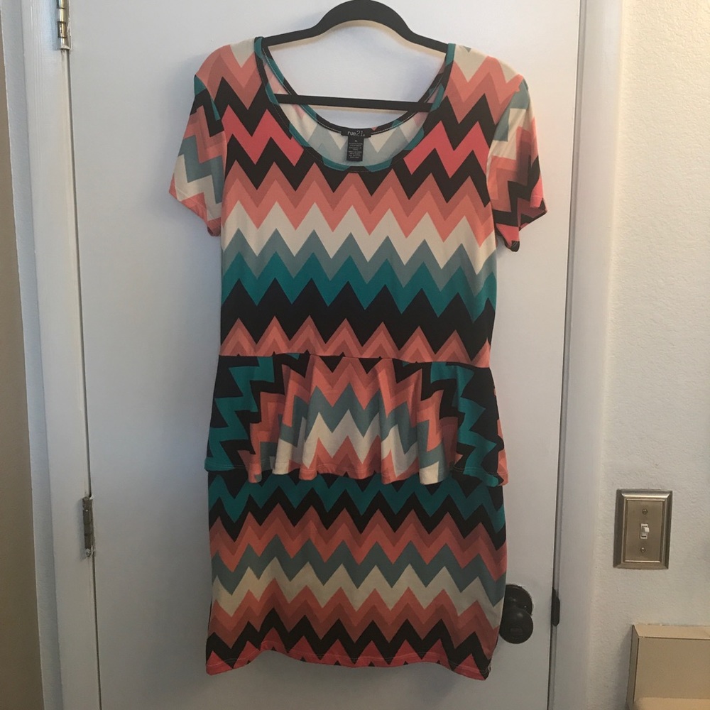 ✨ FUN PEPLUM DRESS 👗