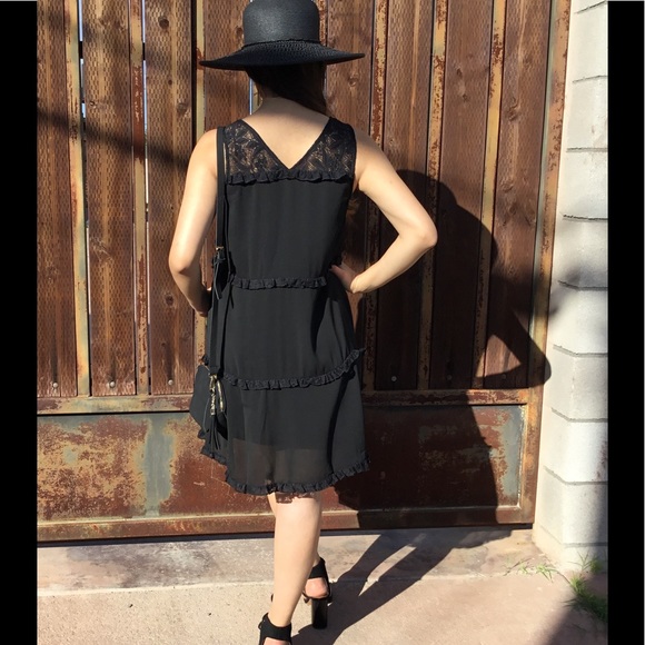 Sleeveless Shift Dress Black-LAST ONE/CLEARANCE - Picture 3 of 5