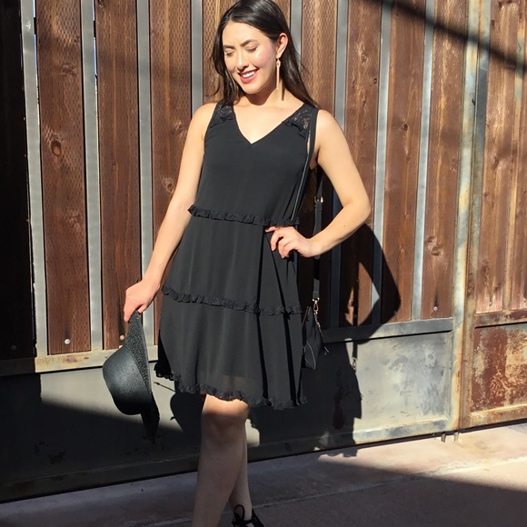 Sleeveless Shift Dress Black-LAST ONE/CLEARANCE - Picture 4 of 5