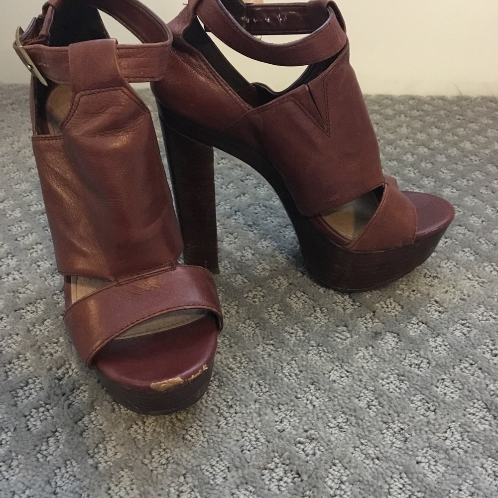 Jessica Simpson Leather Platform Sandals