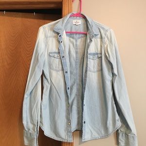 *WEEKEND SALE* AE Light Wash Denim Button Down