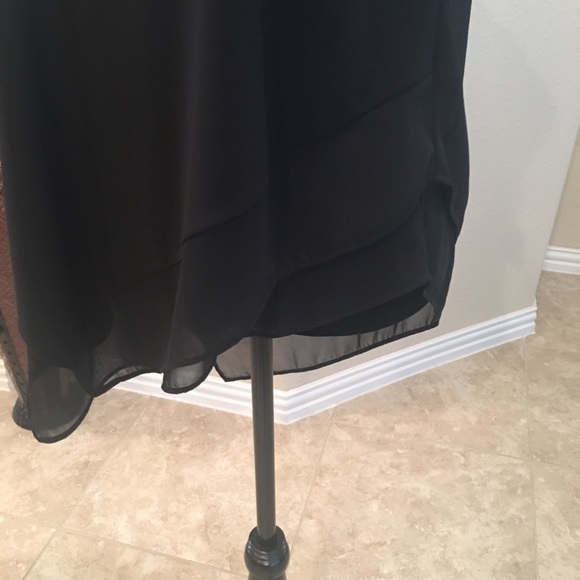 Elegant Black Top - Picture 8 of 8