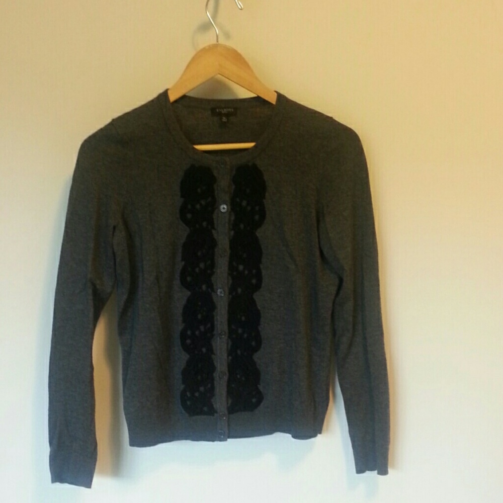 Gorgeous grey cardigan.