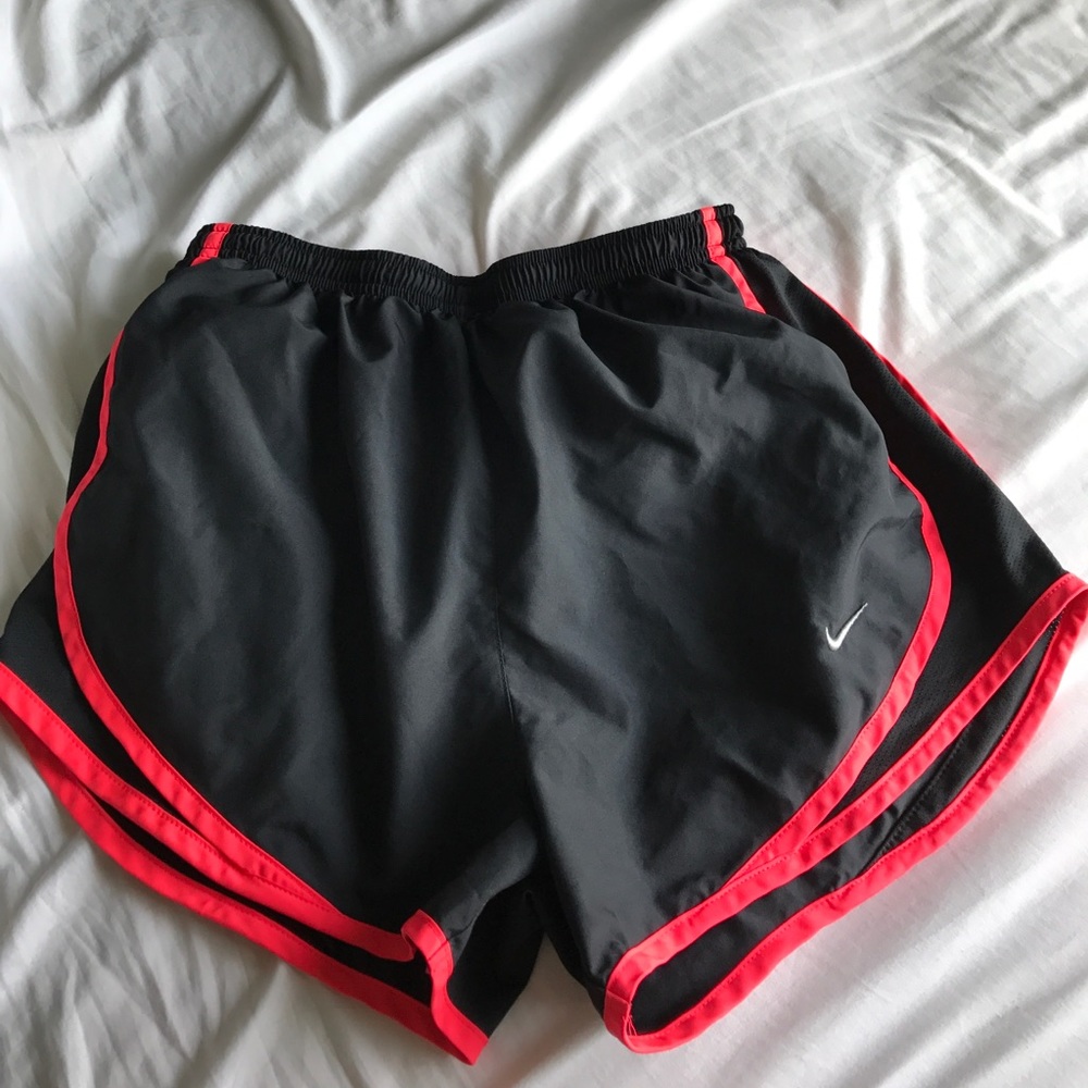 Nike tempo running shorts