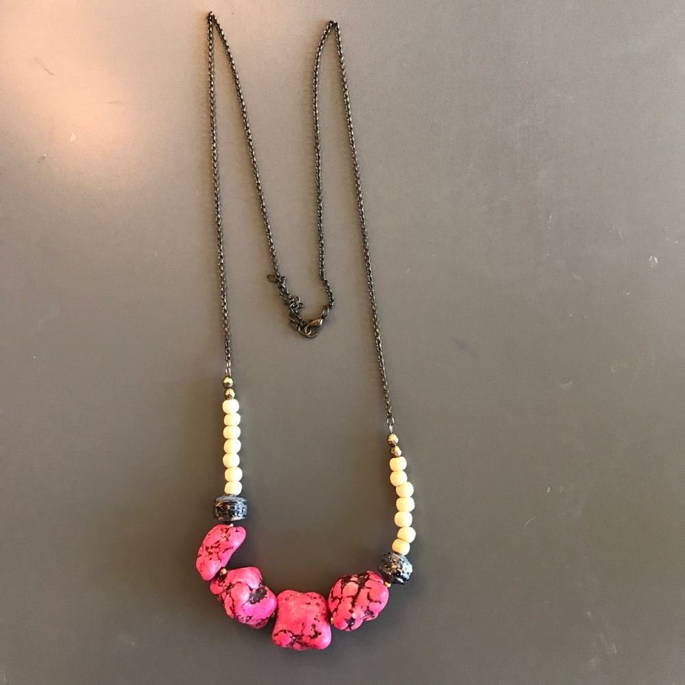 Beaded necklace