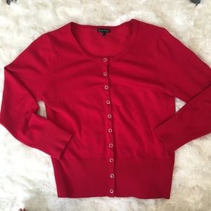 ✨Priced to sell✨💥 Red Cardigan