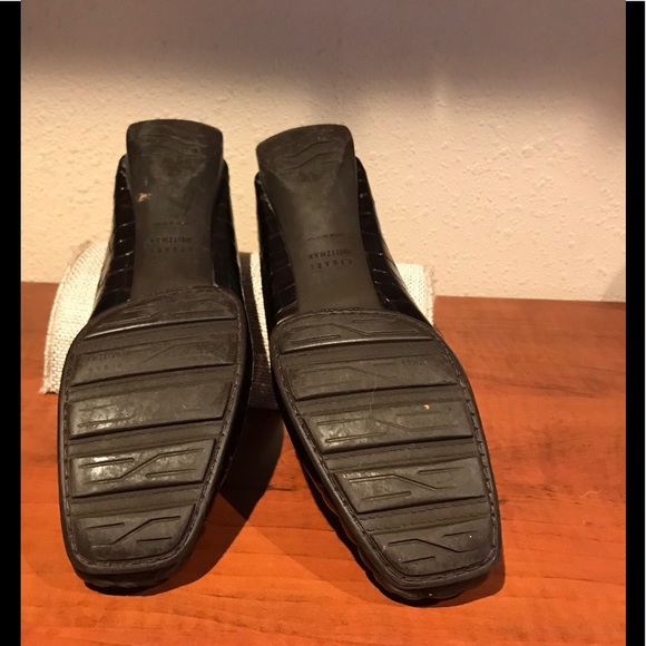 STUART WEITZMAN LEATHER LOAFER - Picture 5 of 6