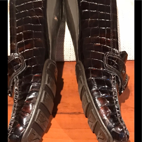 STUART WEITZMAN LEATHER LOAFER - Picture 6 of 6