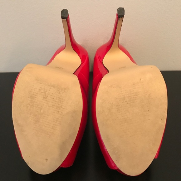 Diba Shoes Red Pumps - Picture 6 of 6