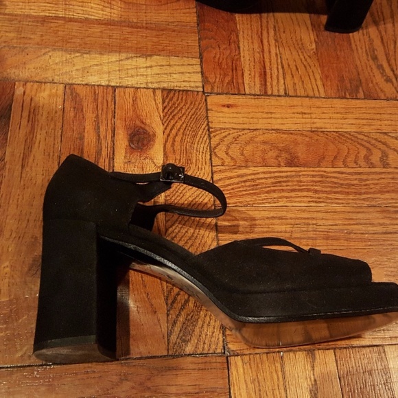 Beautiful Black Suede Platform Sandals - Sz 38-1/2 - Picture 3 of 6
