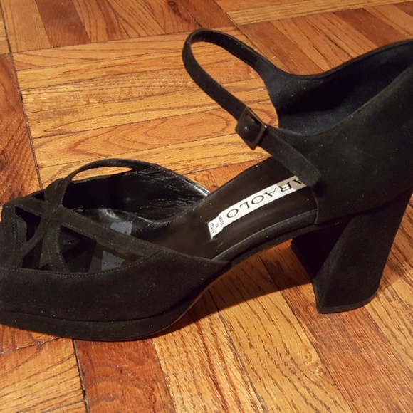 Beautiful Black Suede Platform Sandals - Sz 38-1/2 - Picture 2 of 6