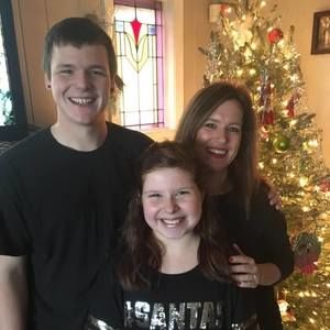 Meet your Posher, Dana