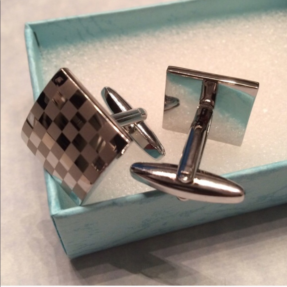 Silver Cufflinks - Picture 2 of 3