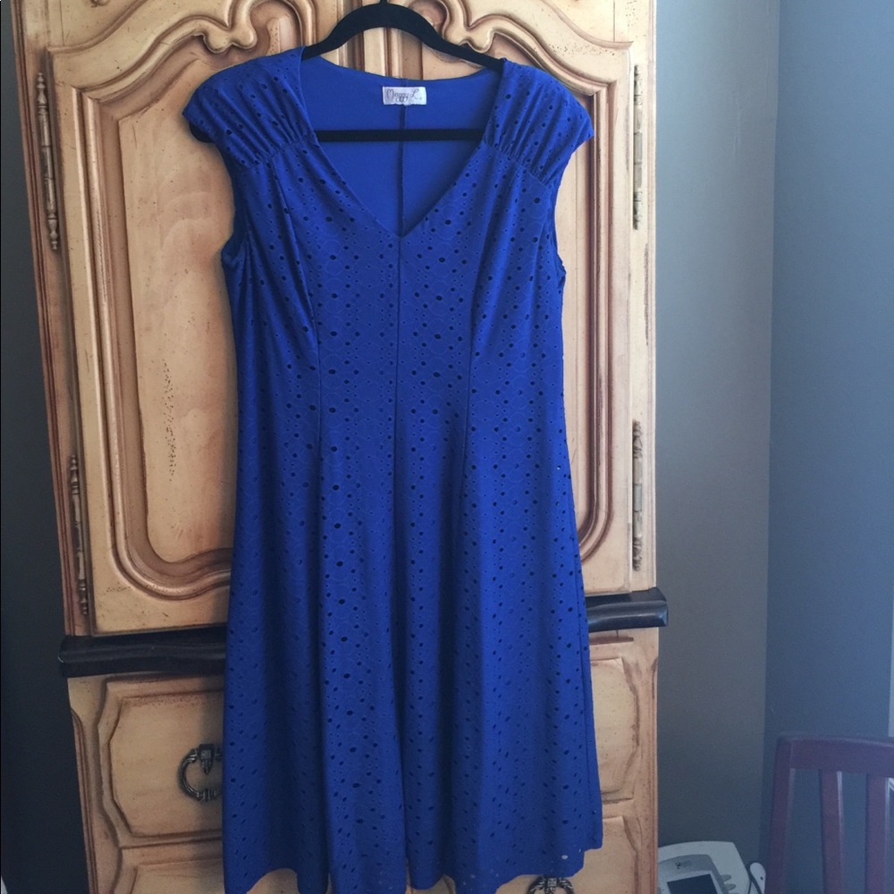 Royal blue flattering dress just at the knee