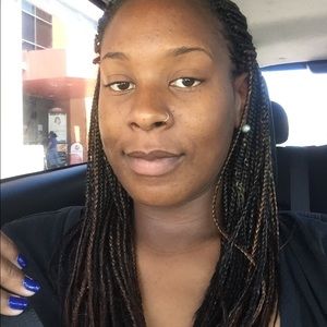 Meet your Posher, Vickie