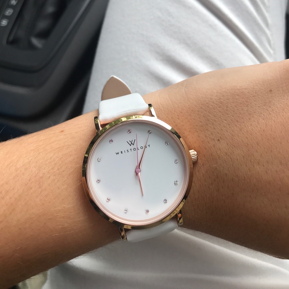 ‼️ White wristology watch ‼️