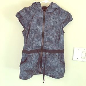 Lululemon capped sleeve vest