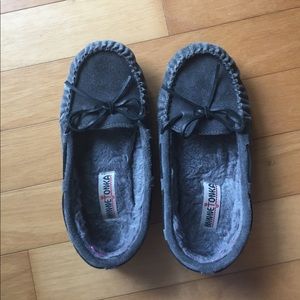 Minnetonka gray moccasin slippers