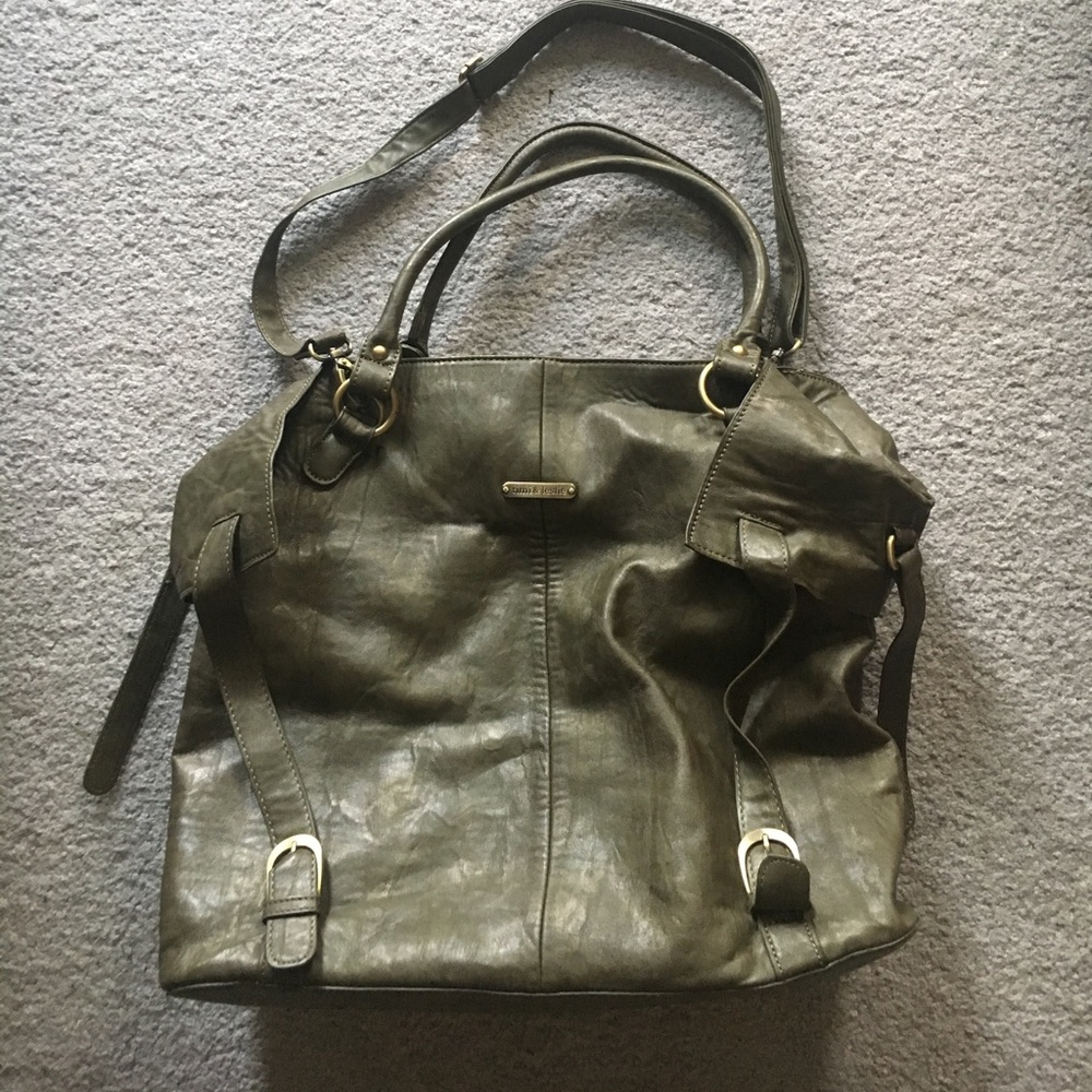 Beautiful carry on/ Travel/ overnight bag 😊💕✨