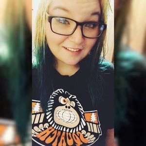 Meet your Posher, Alexis