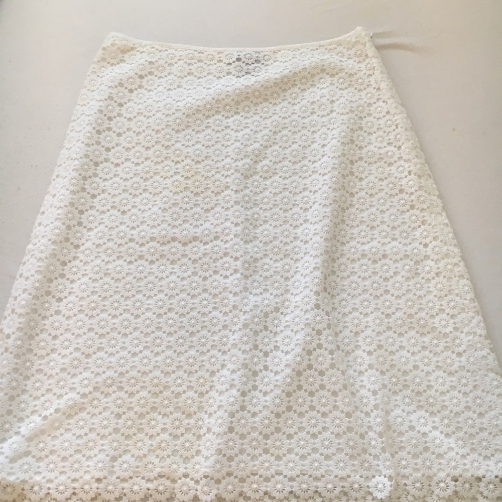 White Ann Taylor skirt size 4