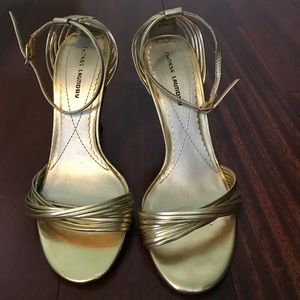 Chinese laundry heel