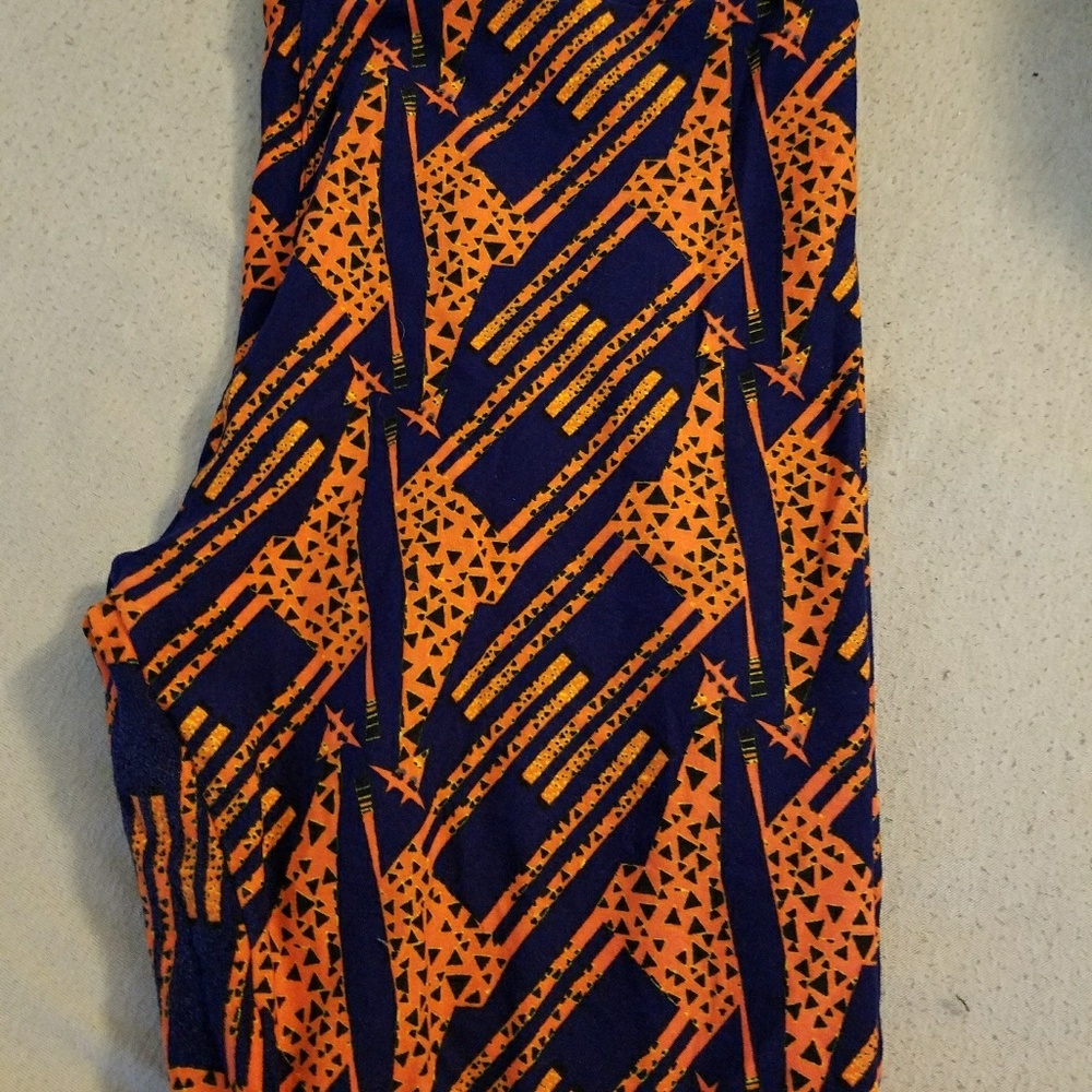 Lularoe TC Giraffe Leggings