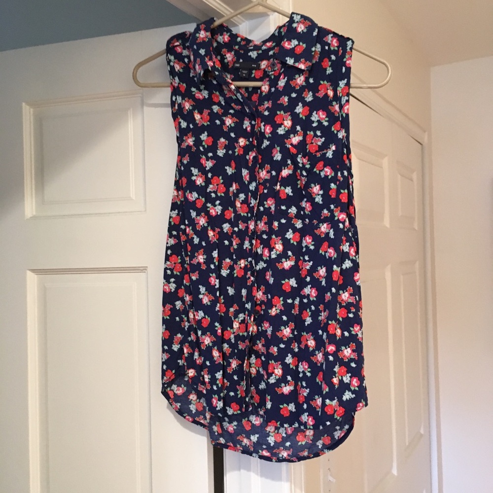 Bottom down floral tank top