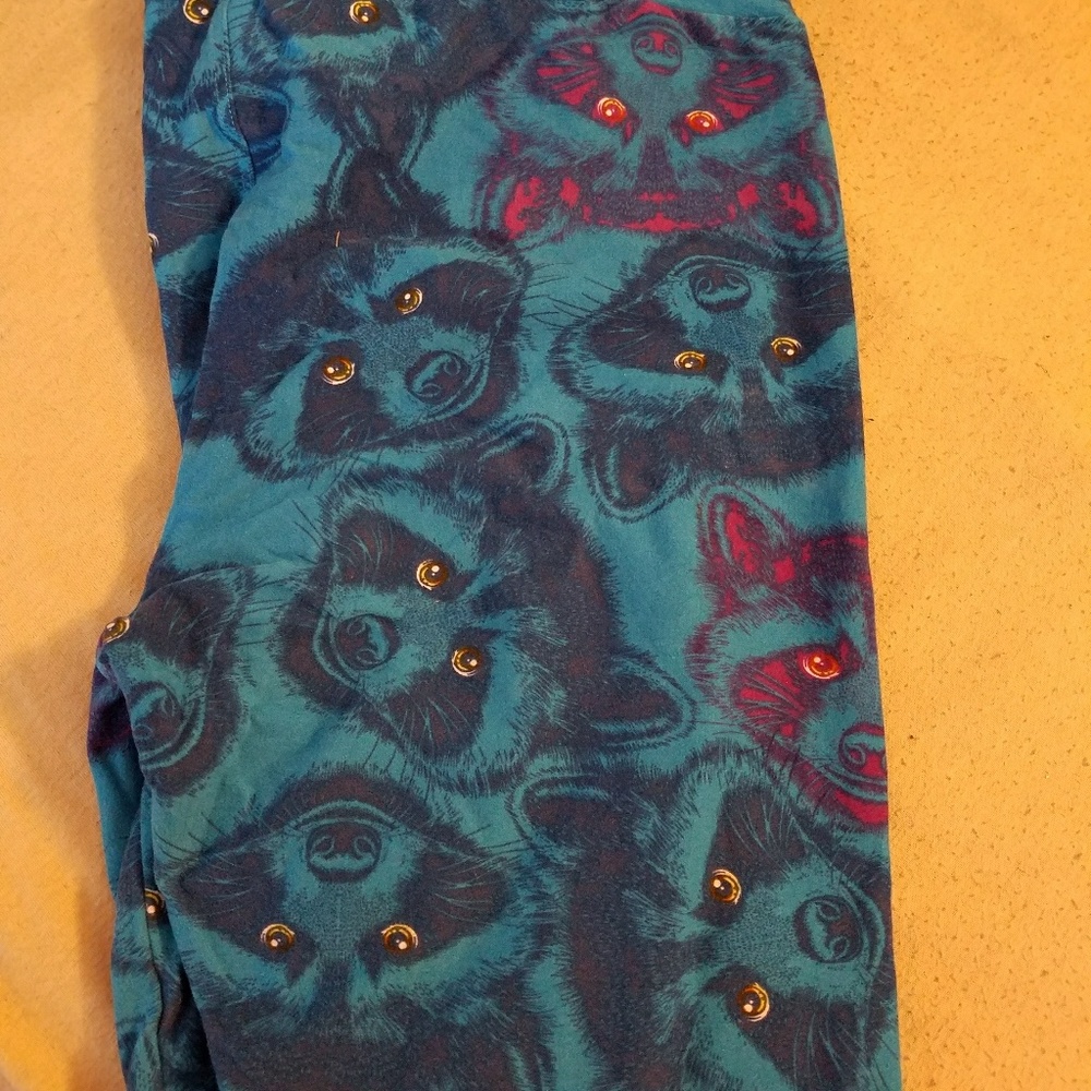 Lularoe TC Racoon Leggings