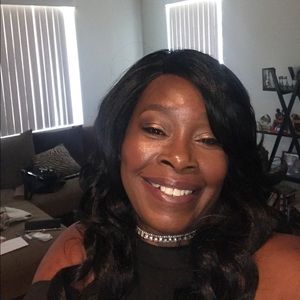 Meet your Posher, Stacey