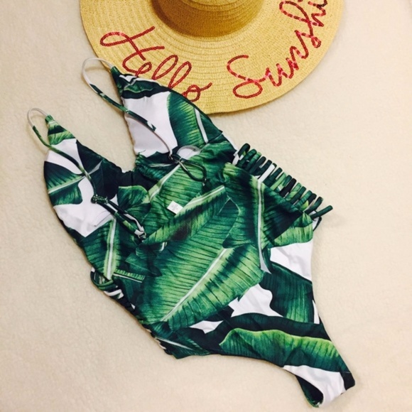 BEST SELLER Tropical Palm Leaf One Piece Swimsuit - Picture 2 of 8