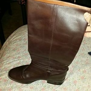 Beautiful Brown Leather Boots - Amanda Smith