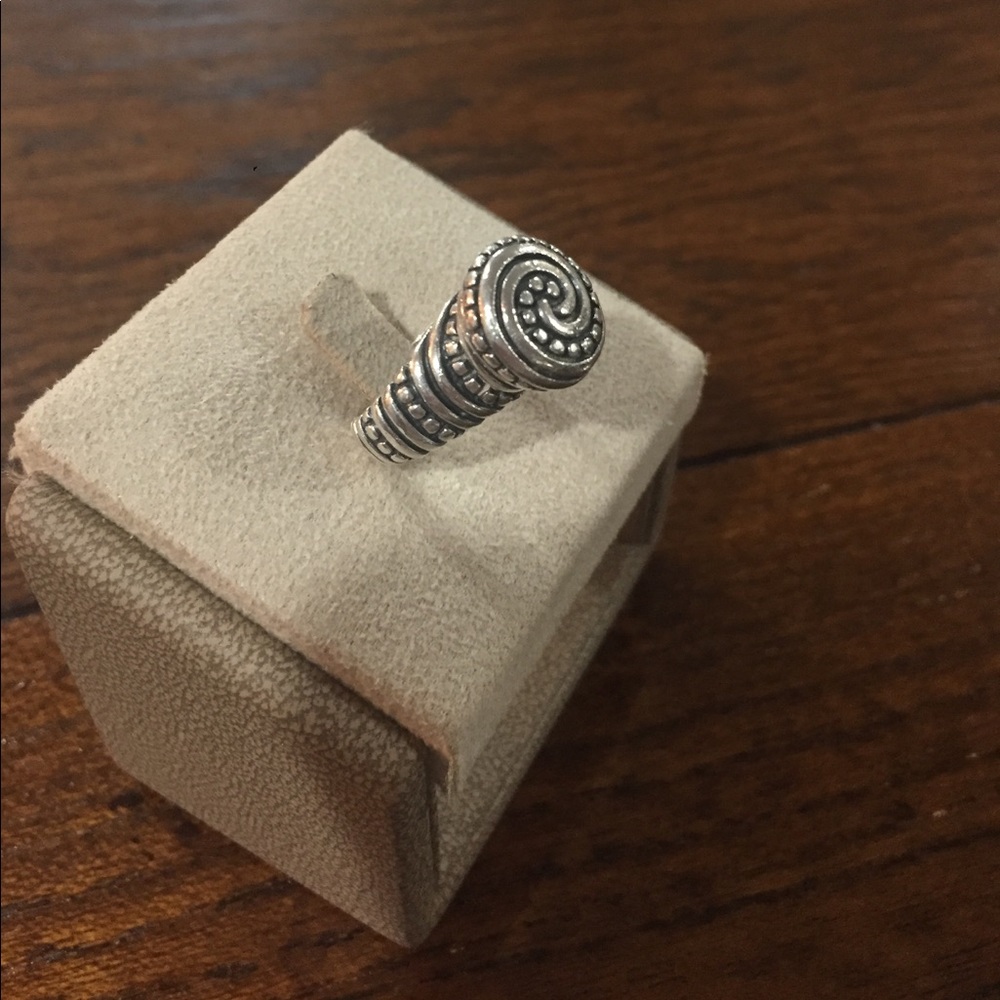 James Avery Swirl Ring