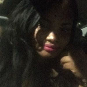 Meet your Posher, Octavia