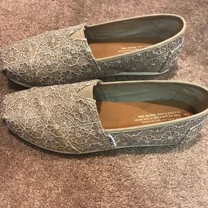 TOMS gold sparkle