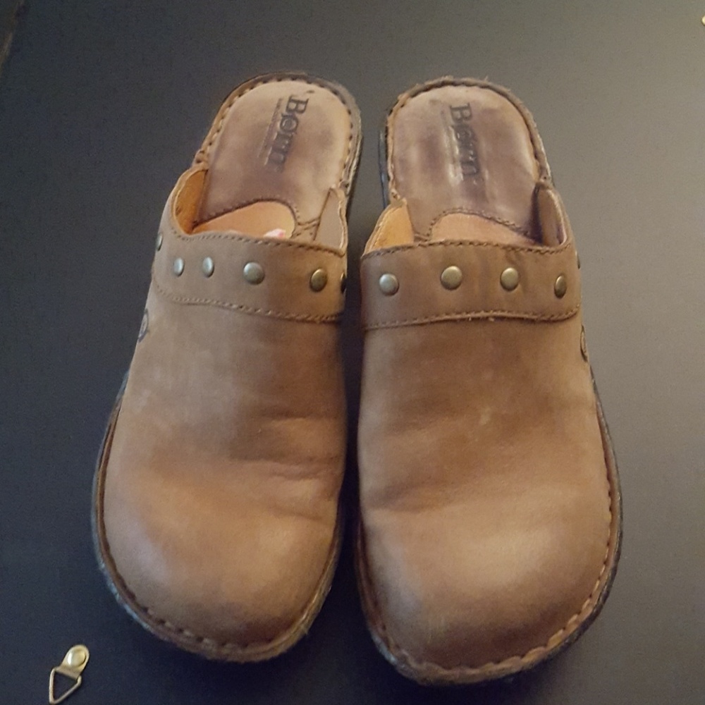 Born Tan Leather Clogs Size 6