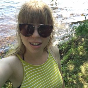 Meet your Posher, Leah