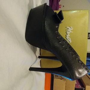 Womens shoes
