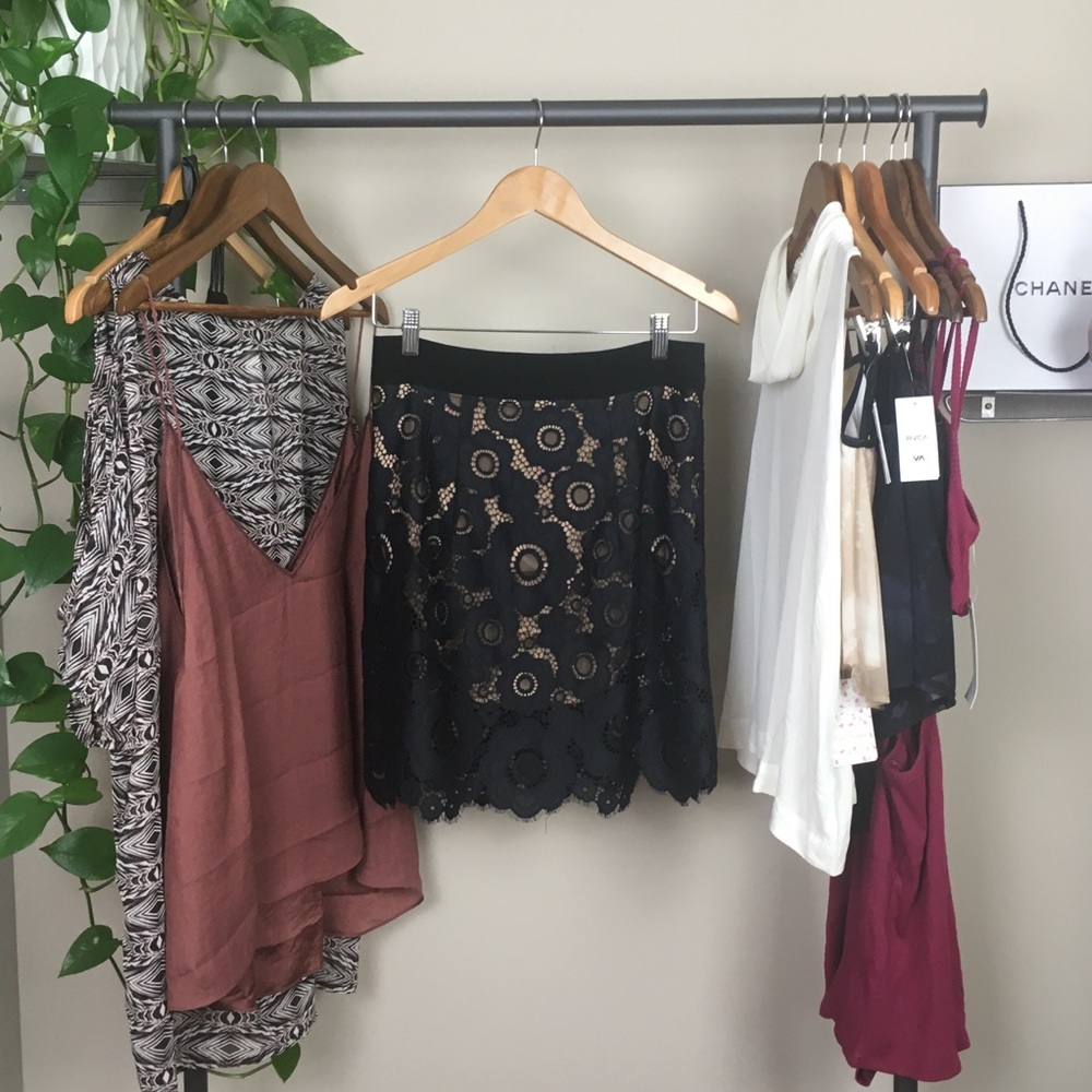 SOLD 🍋For Love and Lemons 🍋 skirt - Picture 2 of 8