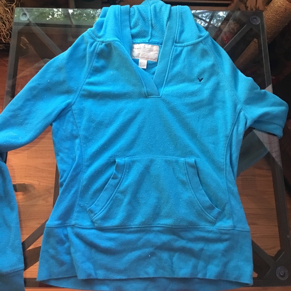 American Eagle Fleece Top