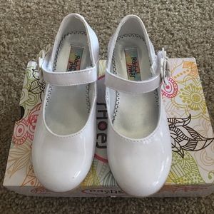 Toddlers Size 10 dress shoe