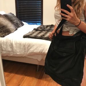 lululemon gym bag with double straps