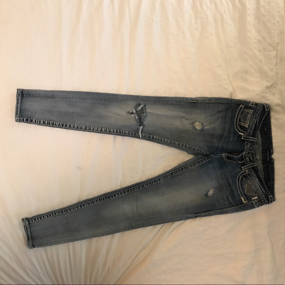 Vigoss distressed jeans