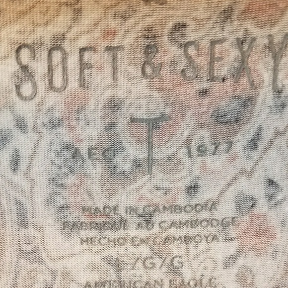 Soft & Sexy AE Tee - Picture 2 of 2