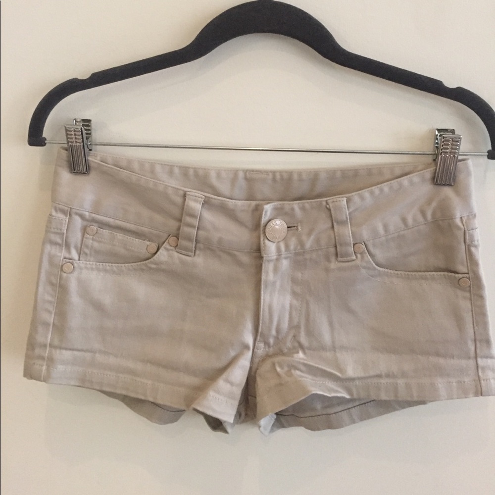 Simple/Basic Beige Short Shorts - Barely Worn