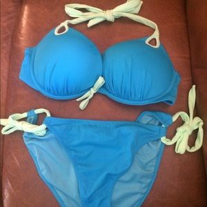Size 36C bombshell bikini