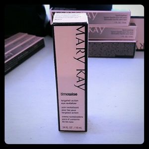 TimeWise skincare targeted action eye revitalizer