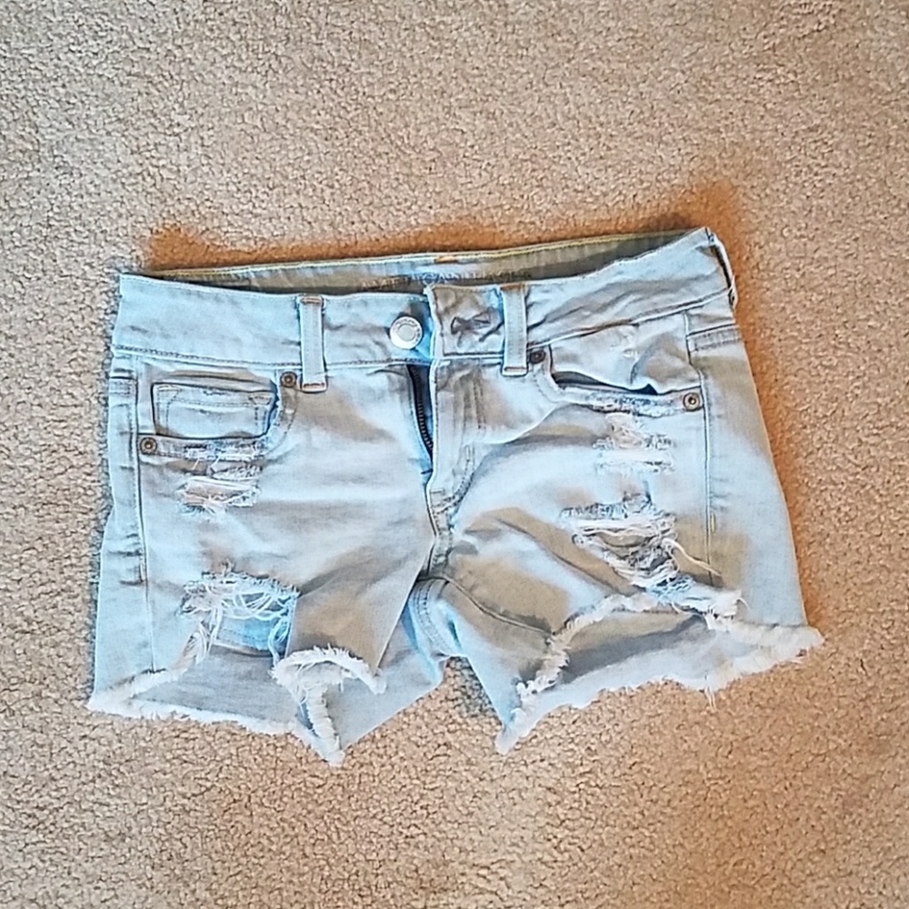 American Eagle ripped jean shorts